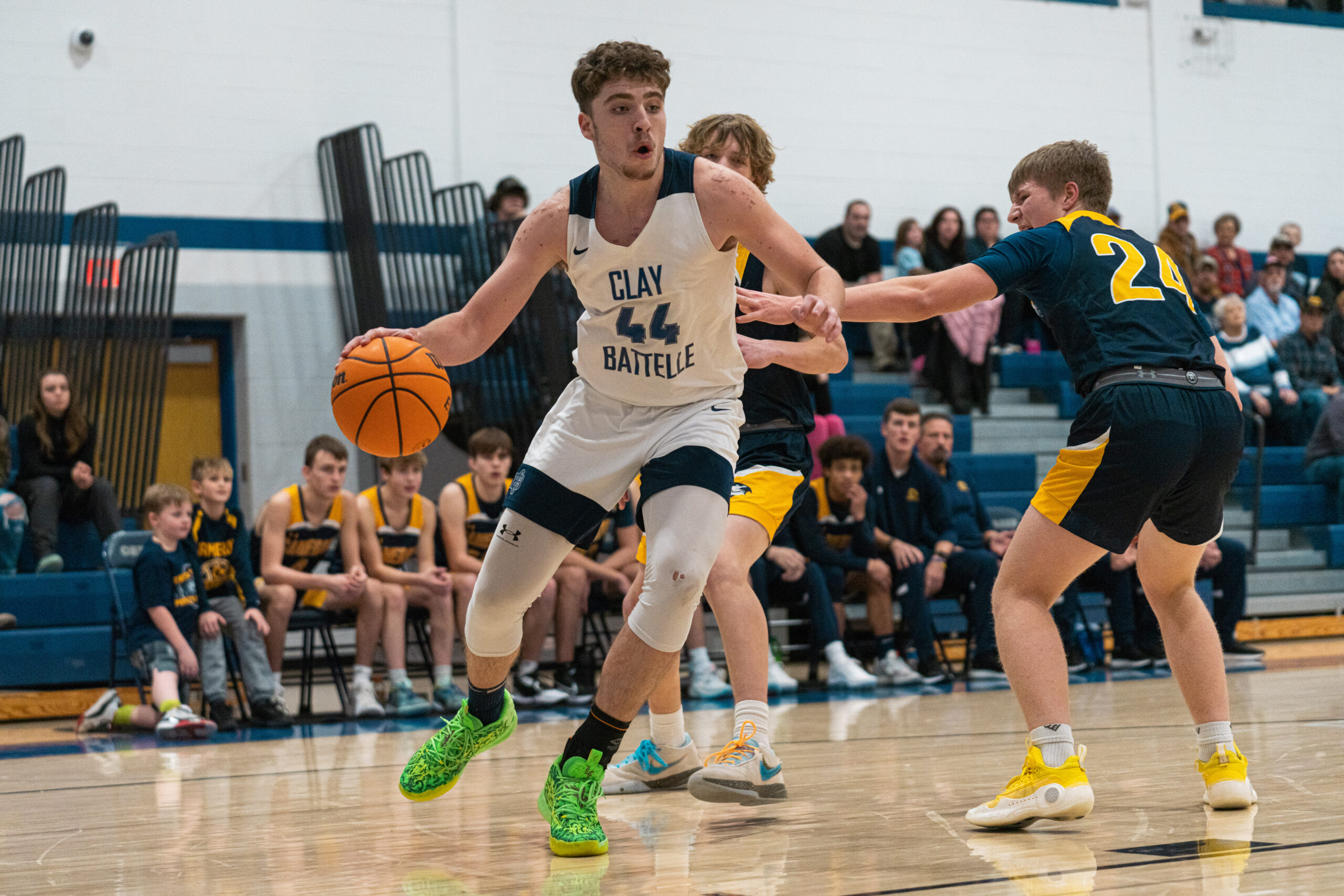 Explosive 3rd quarter the difference as Clay-Battelle tops Cameron 69-43